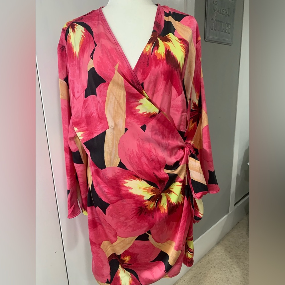 H&M Pink and Tan Floral Dress